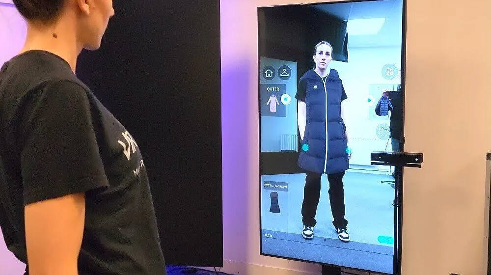 Virtual And Real: How 3D Fitting Mirrors Are Reshaping The Fashion Experience